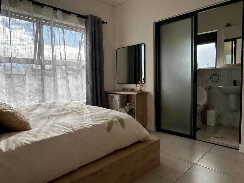 To Let 2 Bedroom Property for Rent in Sandown Western Cape